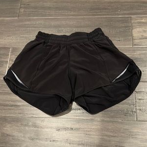 4” Lululemon Hotty Hot Shorts Black